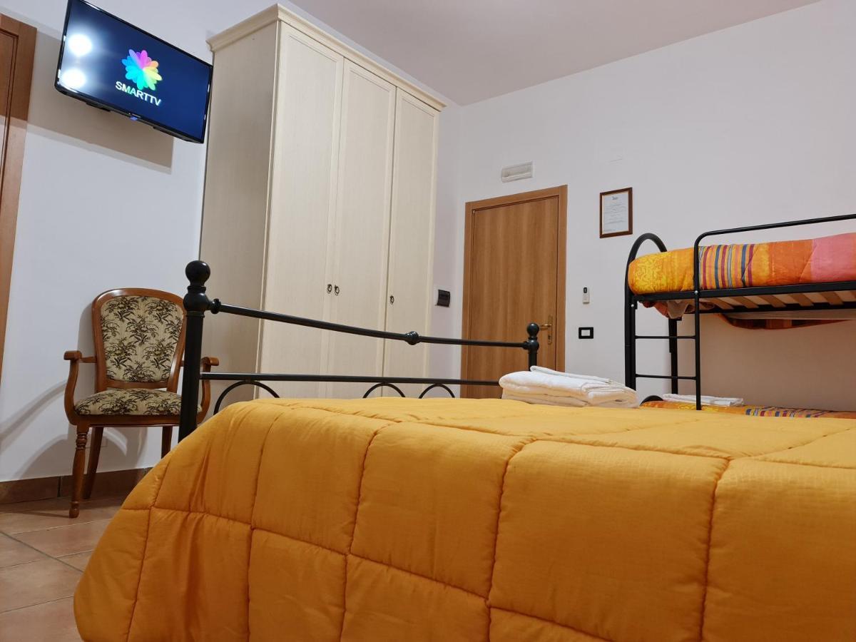 Bed and Breakfast Casale Rurale San Marco Evangelista Esterno foto