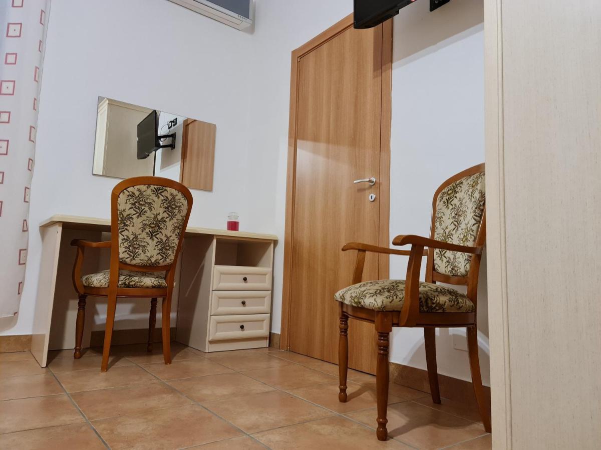 Bed and Breakfast Casale Rurale San Marco Evangelista Esterno foto