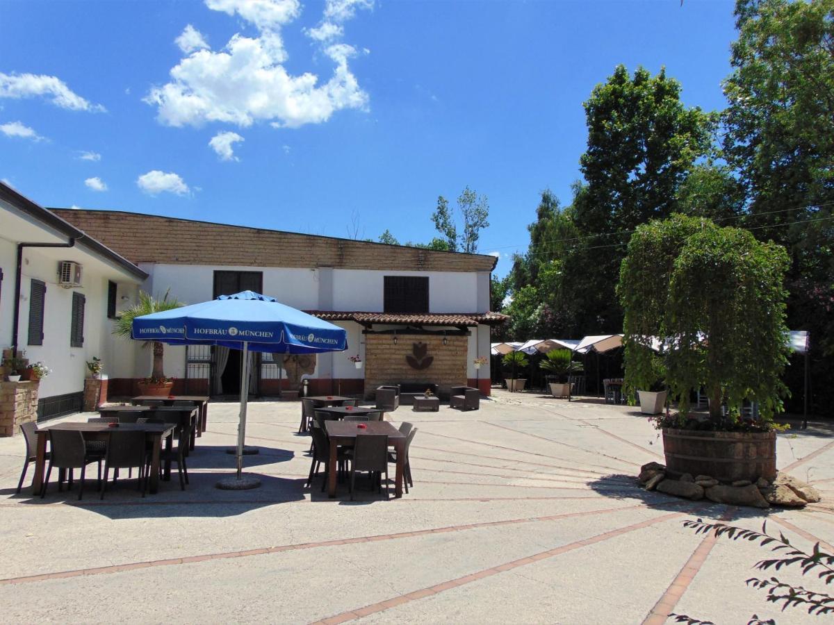 Bed and Breakfast Casale Rurale San Marco Evangelista Esterno foto